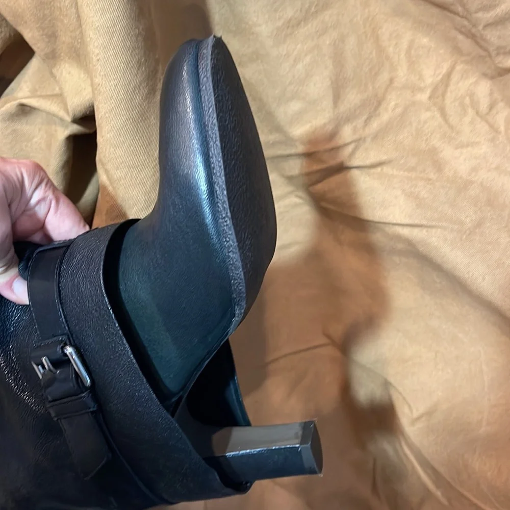 Gorgeous Theory Wiley Black Leather Boots Sz 41 - Picture 5 of 6